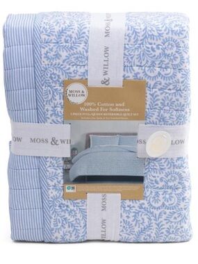 Moss & Willow Blue Floral Quilted Quilt Set